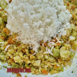 Vöröslencsés zöldség és rizs